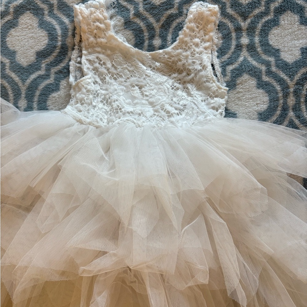 Elegant White Lace Tulle Dress Size 12-18 months - Picture 2 of 4